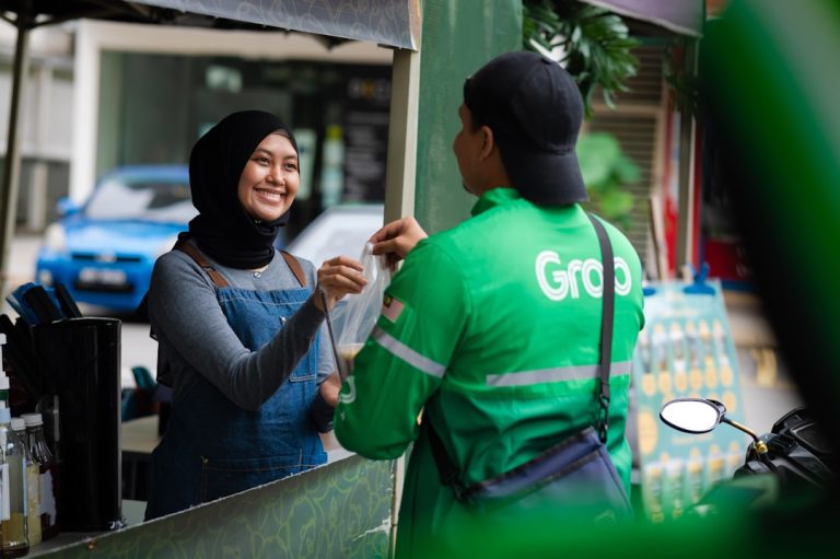 bikin undangan digital